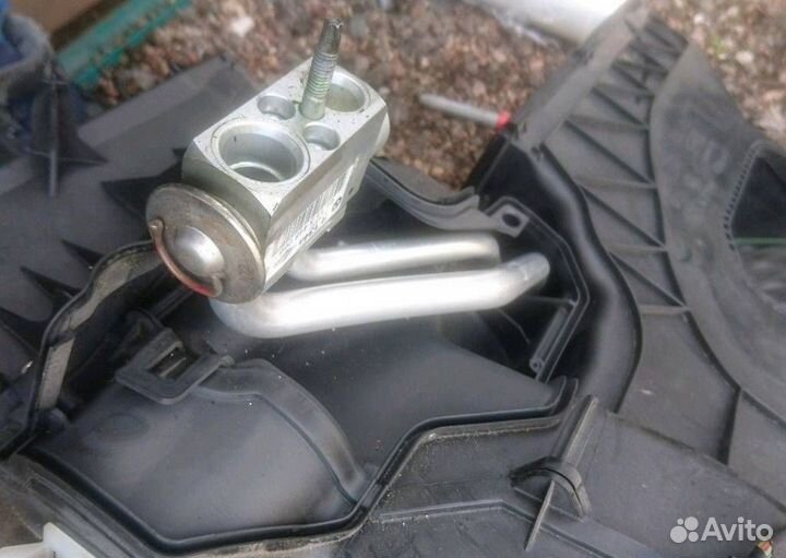 Радиатор кондиционера Mini Cooper R56 2008