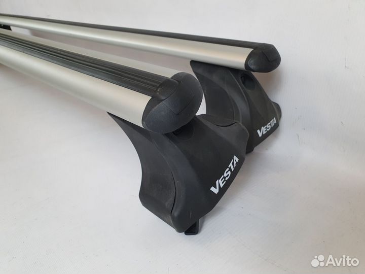 Багажник на Лада Веста св поперечины на рейлинги