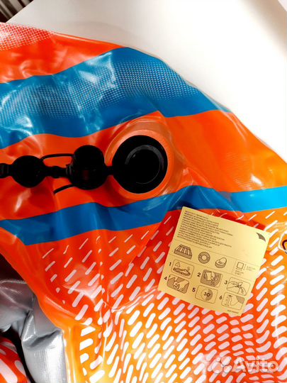 Детская надувная лодка