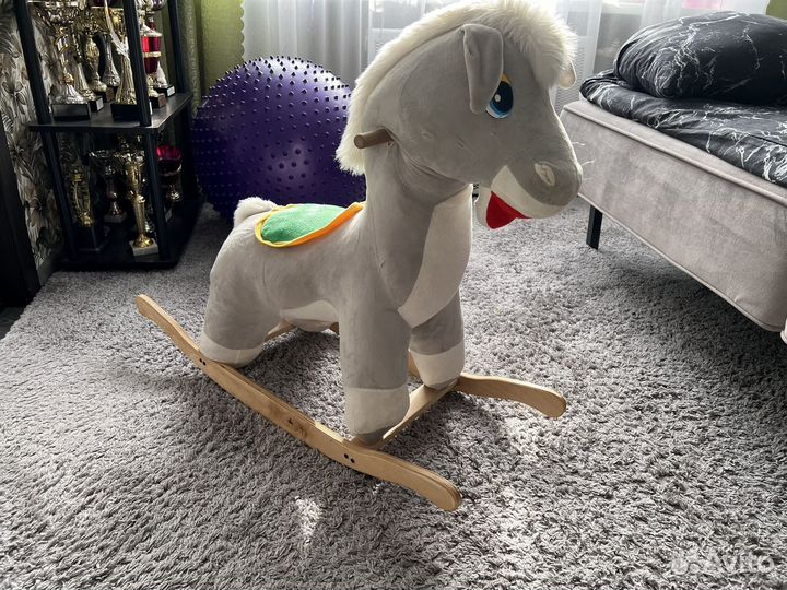 Качалка лошадь