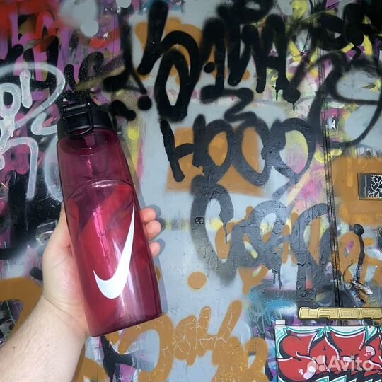 Бутылка nike