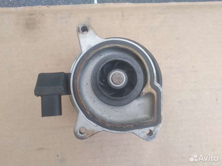 Помпа VAG 1.4 TSI разборка