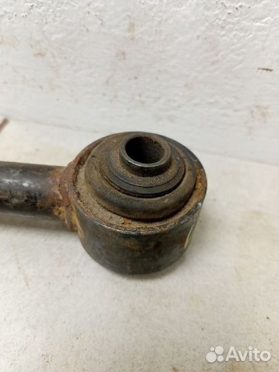 Тяга задняя продольная