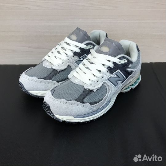 Кроссовки New Balance 2002r мужские серые