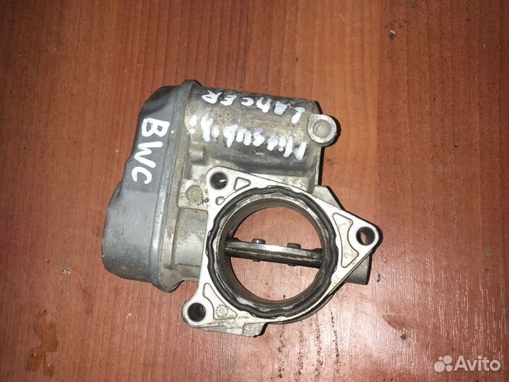 Дроссельная заслонка 03G128063B 2.0tdi