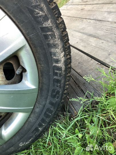 Bridgestone Ice Cruiser 7000 185/65 R15 88T