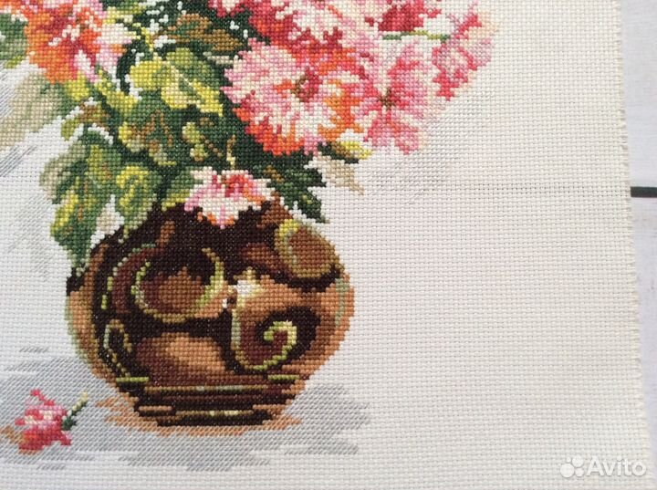 Вышитая картина (без оформления)