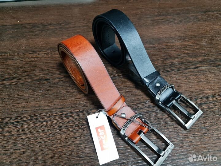 Мужской кожаный ремень levis