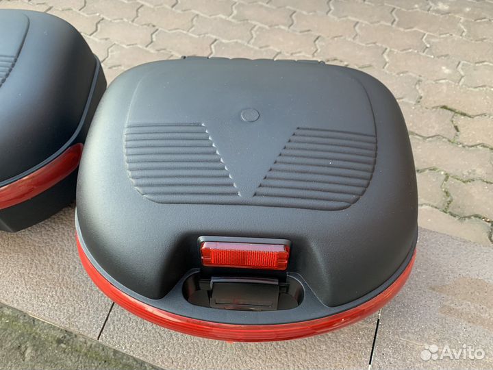 Кофр для скутера или мотоцикла 27л