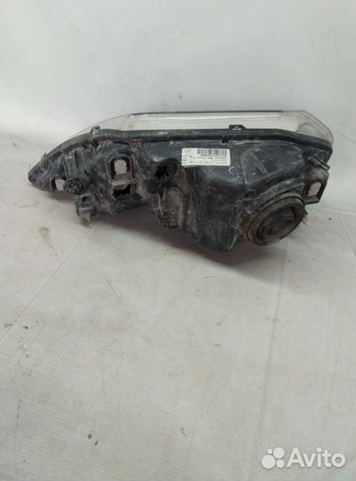 Фара правая на renault logan 1