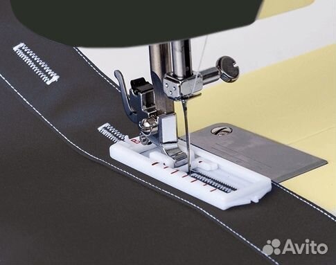 Швейная машина Necchi 100 (Mirella)