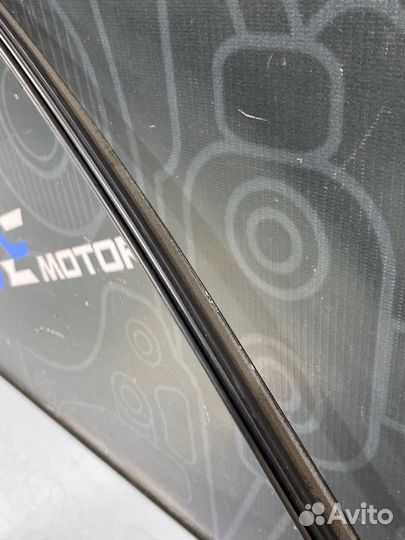 Молдинг лобового стекла Audi Q7 4L BAR 2007