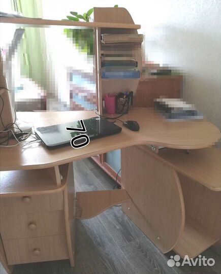 Компьютерный стол