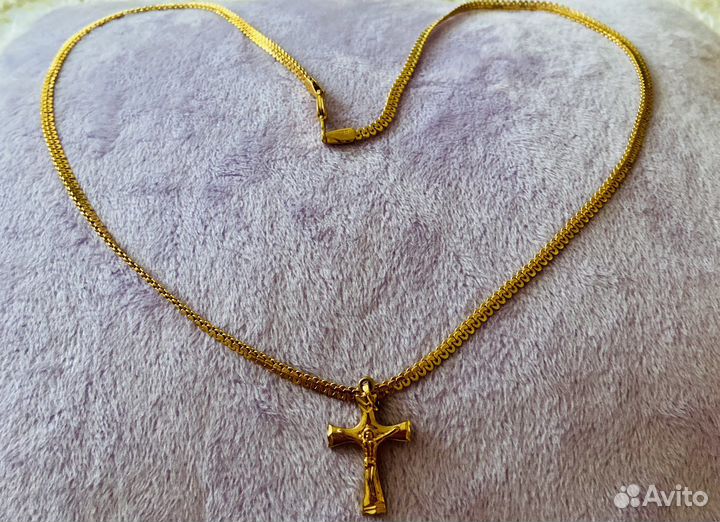 Цепочка и крестик из медицинского золота