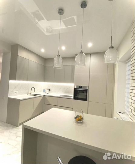 Кухонный гарнитур угловой