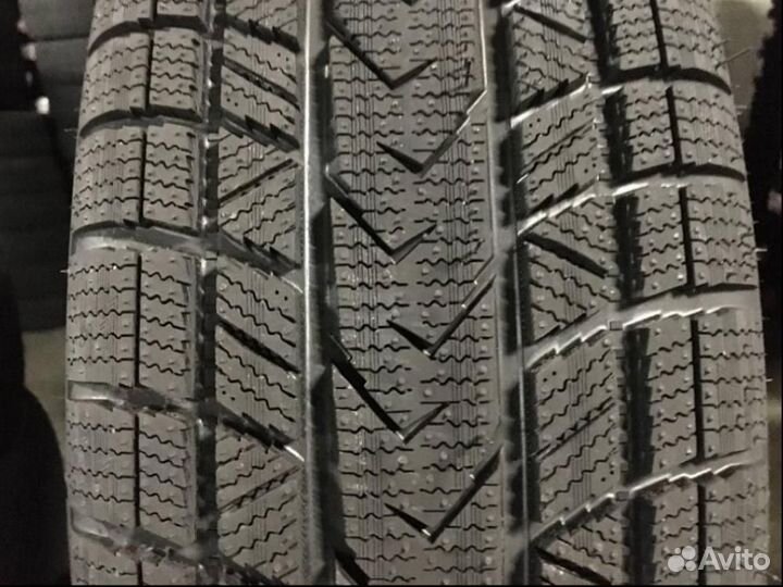 Firemax FM808 225/60 R17 99H