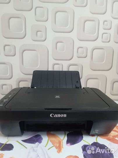 Цветной лазерный принтер canon, торг уместен