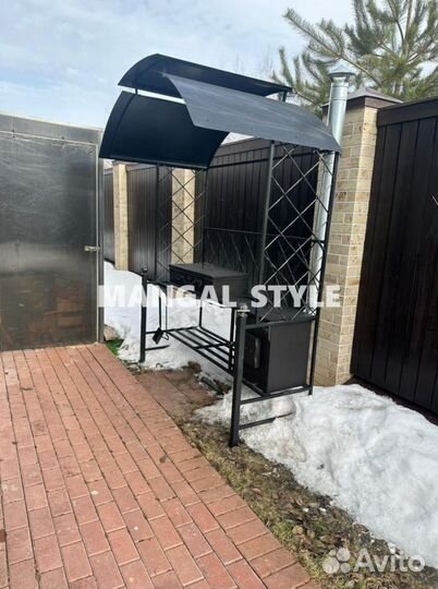 Беседка с мангалом