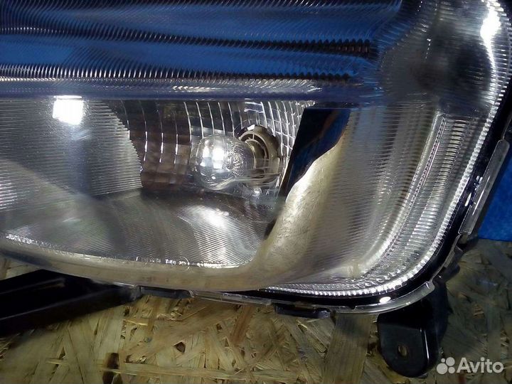 Фара противотуманная левая Rio 3