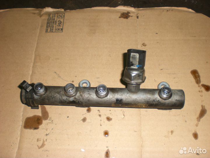 Рейка топливная (рампа) Таурег Туарег 3.0D