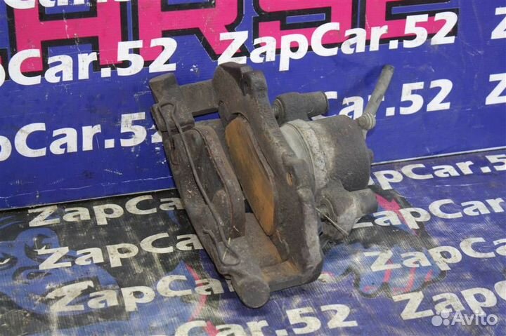 Суппорт передний левый Форд Куга