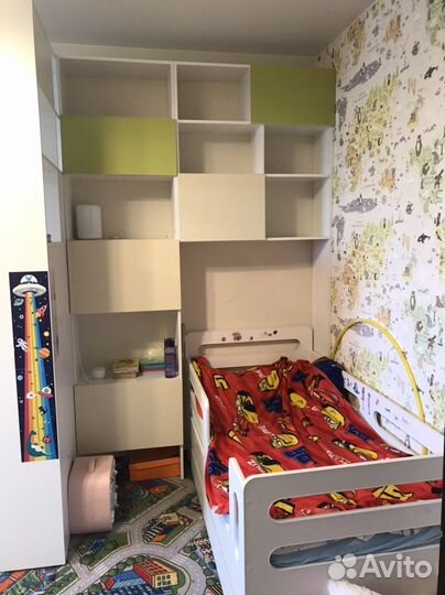 Мебель в детскую для 2 детей, кровати и стеллажи