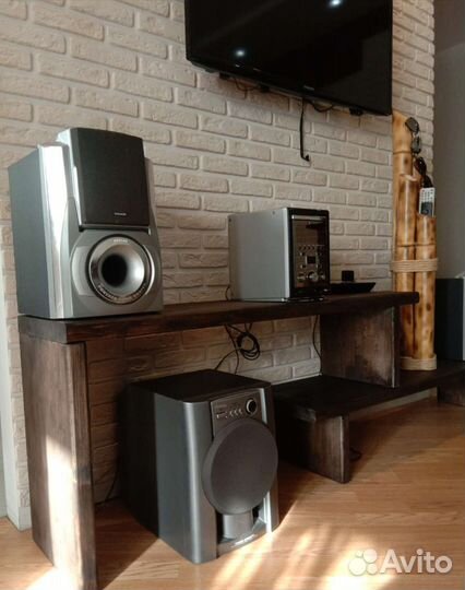 Тумба (массив сосна) под телевизор в стиле лофт