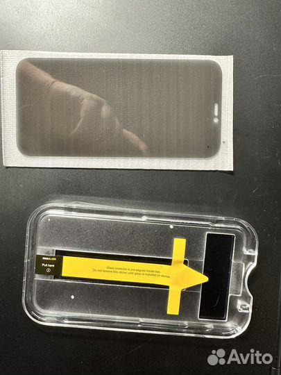 Защитное стекло iPhone 12