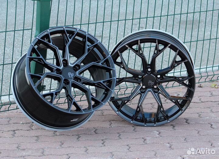 Диски Vorsteiner r21 5x112 кованый обод Hre