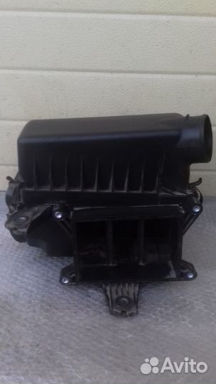 Киа Рио 2 корпус воздушного фильтра