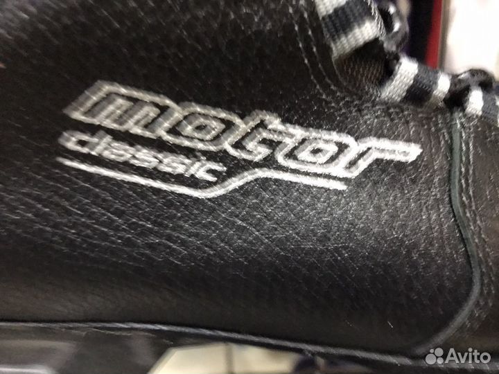 Лыжные ботинки кожа nn75