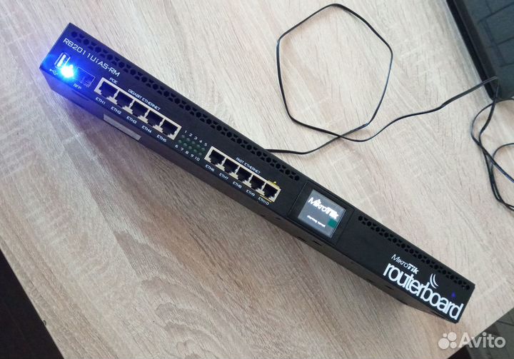 MikroTik RouterBoard RB2011UiAS-RM