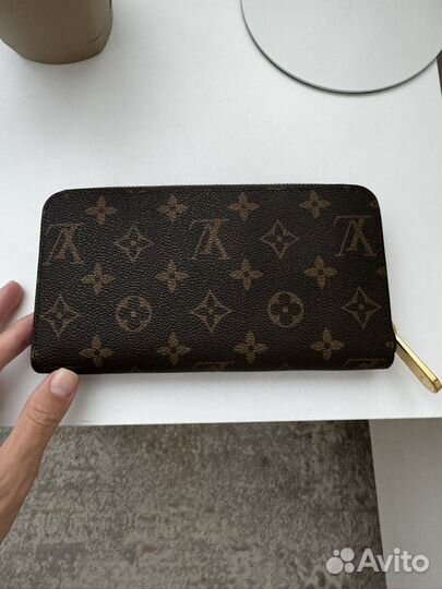 Louis vuitton кошелек