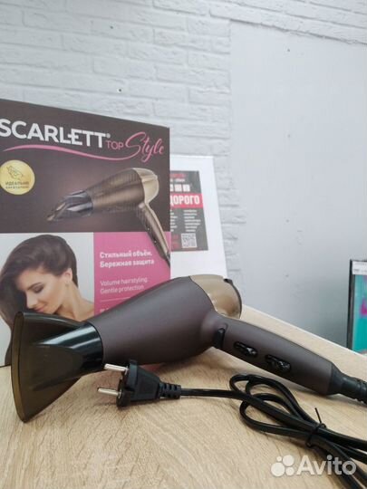 С. 040 Фен Scarlett Sc-Hd70126