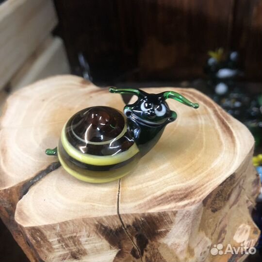 Стеклянная улитка из стекла