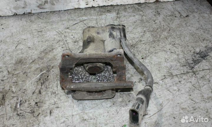 Суппорт тормозной задний левый toyota corolla 9 (e120-e130) (2000-2004) 0.0 nn