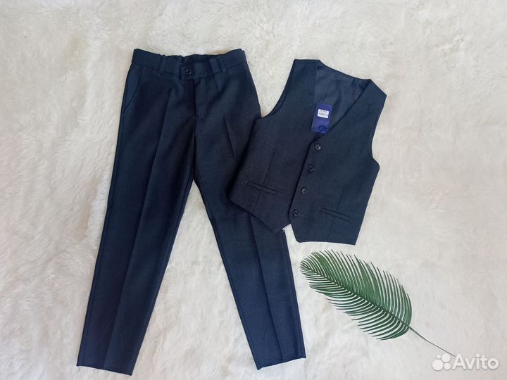 Школьная форма для мальчиков жилет+брюки 116-152