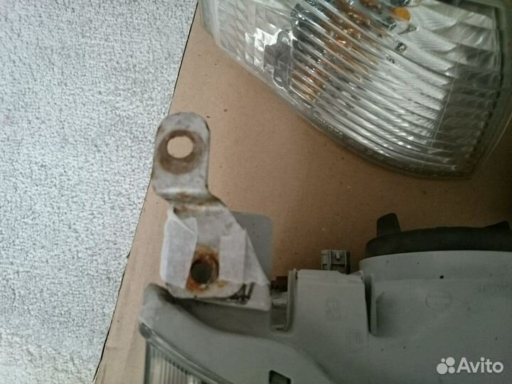 Оптика на тойота спринтер