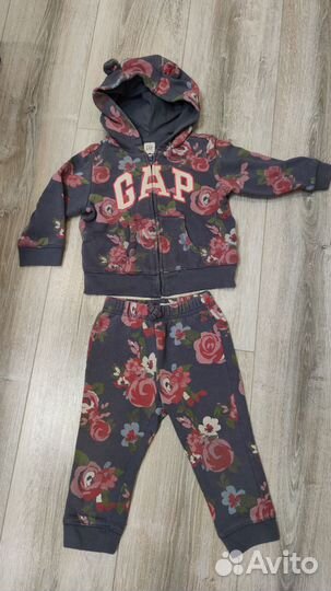 Спортивный костюм Gap