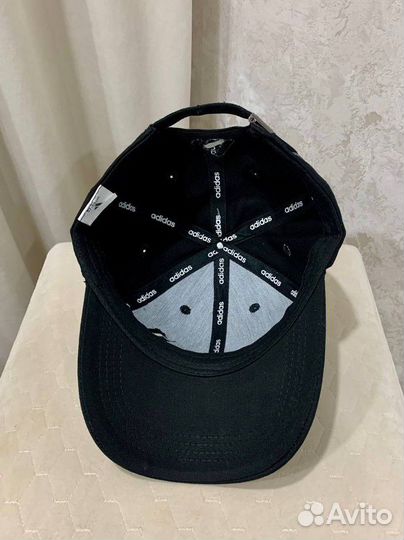 Бейсболка adidas, черный логотип, регулируется