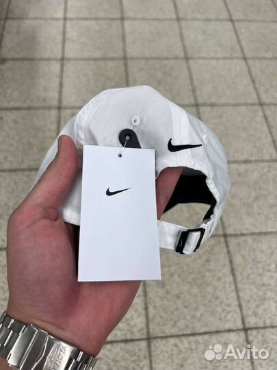 Бейсболки Nike Dri-Fit Legacy91 White