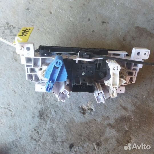 Блок управления отопителем Renault Sandero