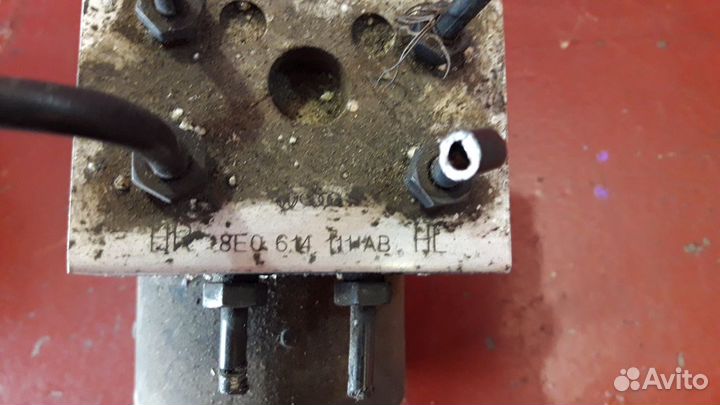 Блок, модуль ABS VW Passat В5, В5+, GP, Audi A6 C5