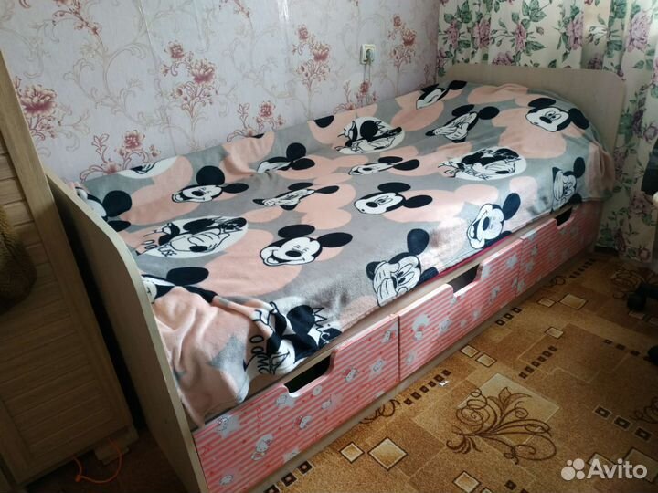 Кровать с ящиками 86*190 hello kitty