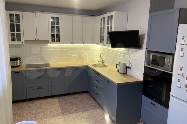 3-к. квартира, 84 м², 10/17 эт.