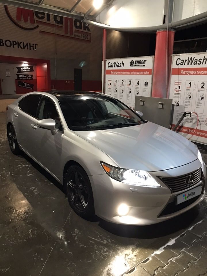 Lexus ES: фото владельца