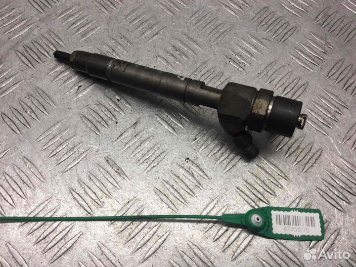 Форсунка Mercedes C-klasse 0445110121; A6130700687