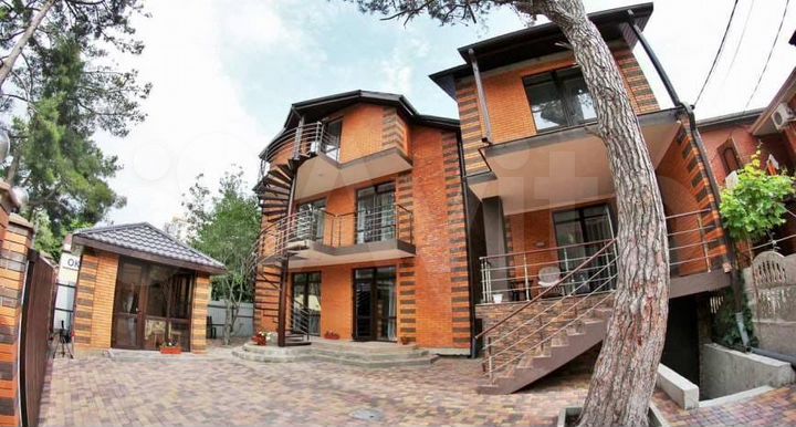 Комната 25 м² в 5-к., 2/3 эт.