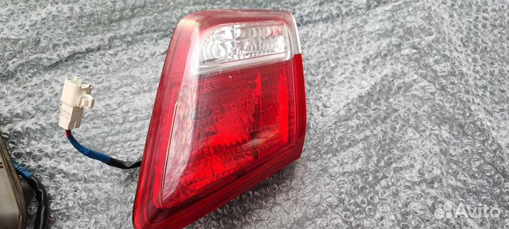 Стоп-сигнал задний левый правый Toyota Camry 40