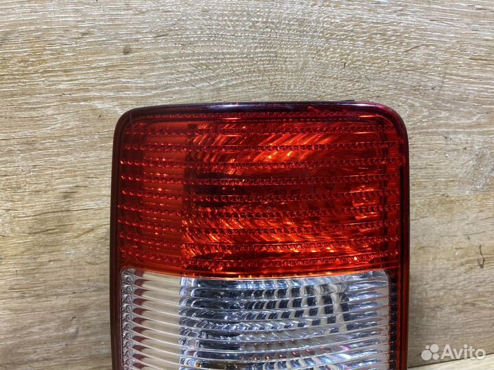 Фонарь задний левый Volkswagen Caddy 3 Арт 111236